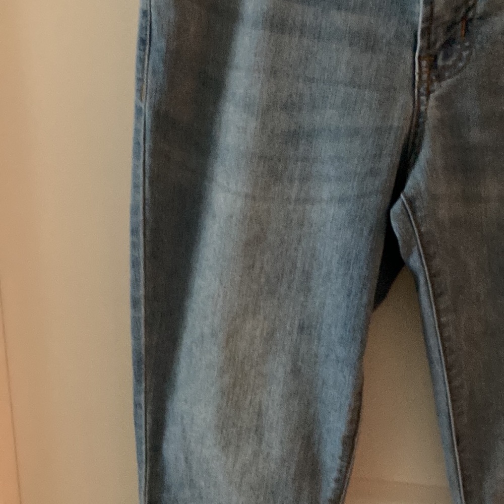 Old Navy Super Skinny Mid-rise jeans - Picture 3 of 9